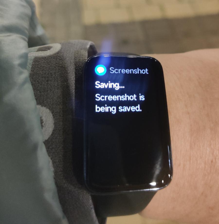 Screenshot Saving... Screenshot is being saved.