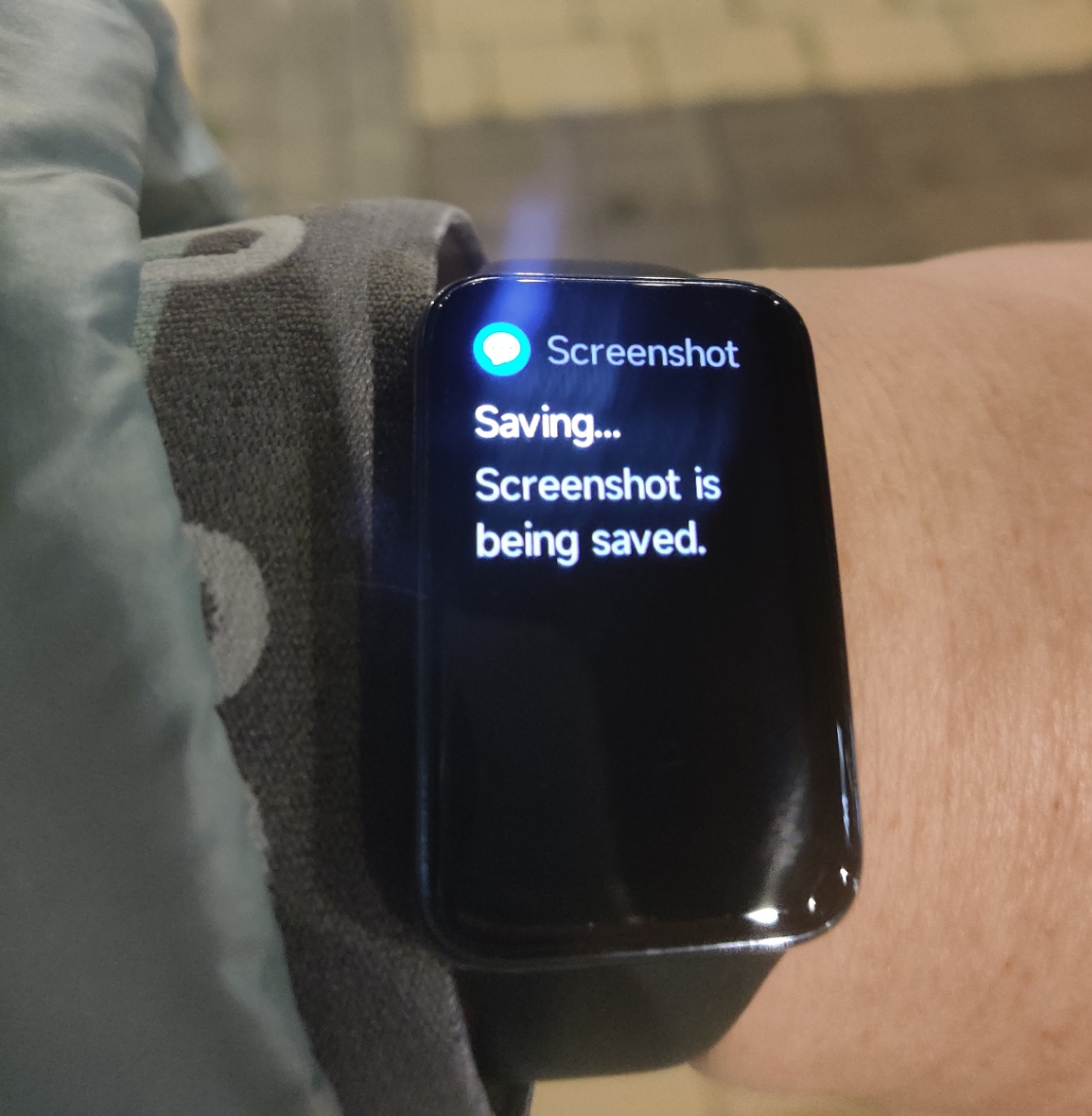 Screenshot Saving... Screenshot is being saved.