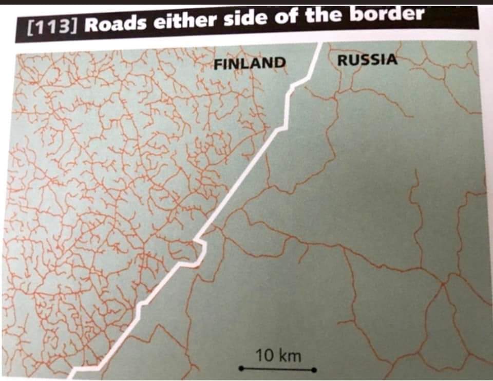 [113] Roads either side of the border FINLAND RUSSIA 10 km